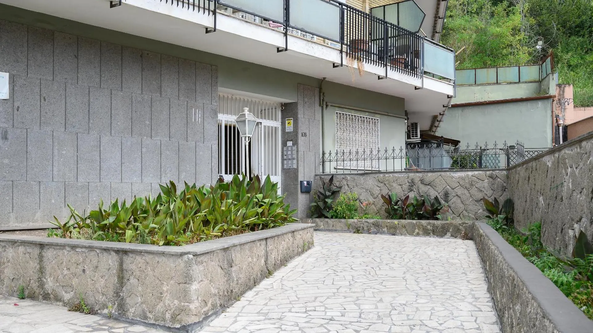 Isola Di Arturo Apartment Rome